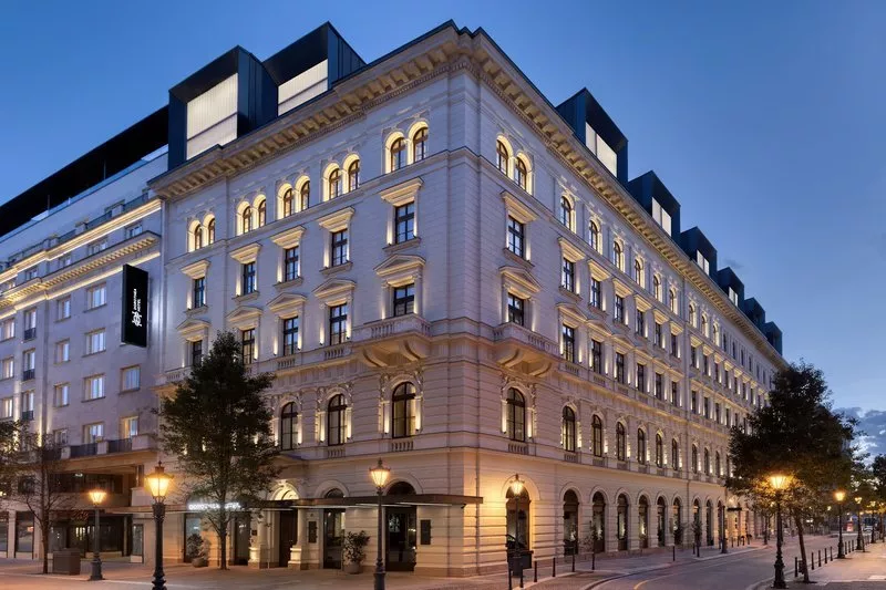 Dorothea Hotel Budapest, Autograph Collection